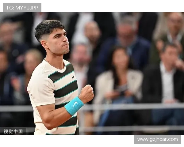 阿尔卡拉斯顺利晋级澳网32强