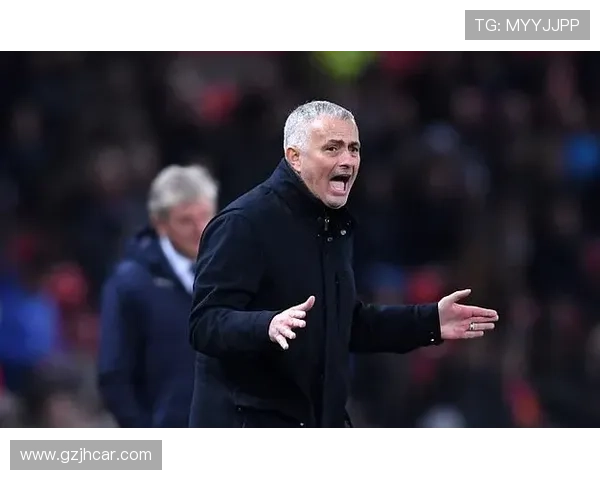 穆帅批评球员只是对表现不满的表达 穆帅批评球员只是对表现不满的表达